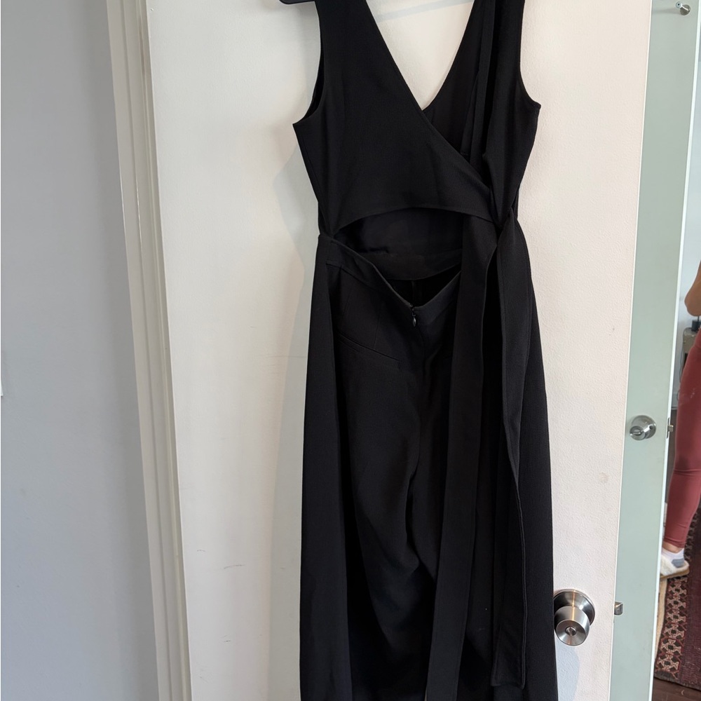 Elegant Black Sleeveless Jumpsuit